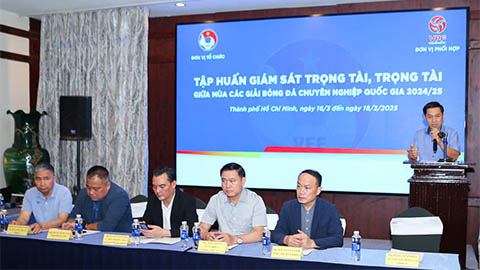 Trưởng ban trọng tài Đặng Thanh Hạ: ‘Cần nhìn lại để các vòng đấu tới tốt hơn’ Trưởng ban trọng tài Đặng Thanh Hạ: ‘Cần nhìn lại để các vòng đấu tới tốt hơn’